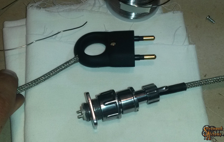 230V plug